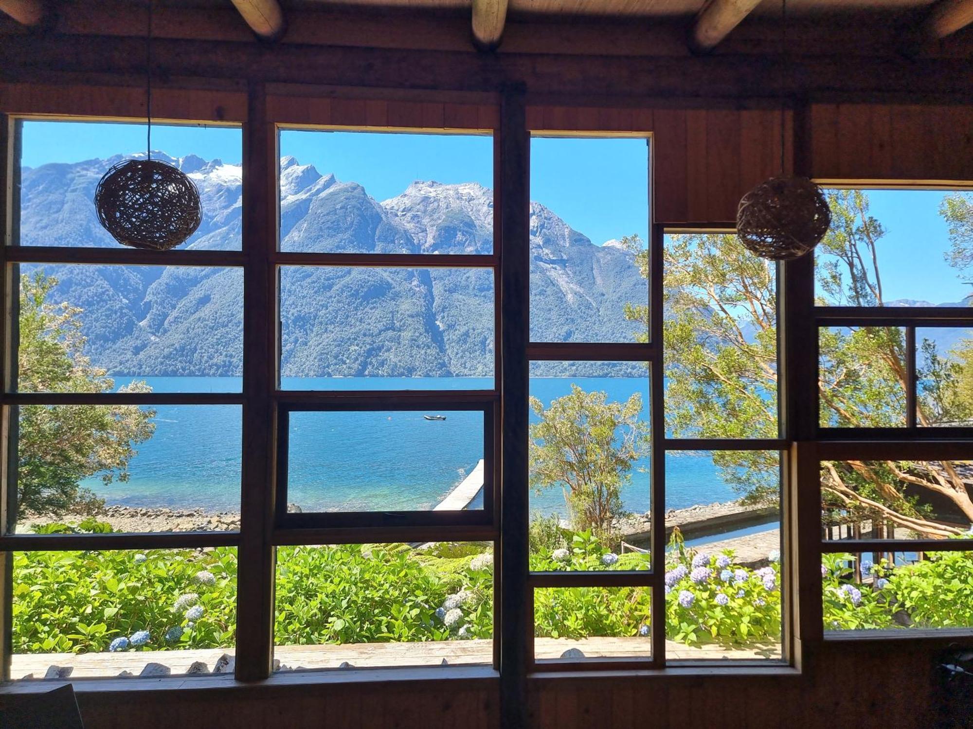 Termas Comau Casa de férias Estero Lago
