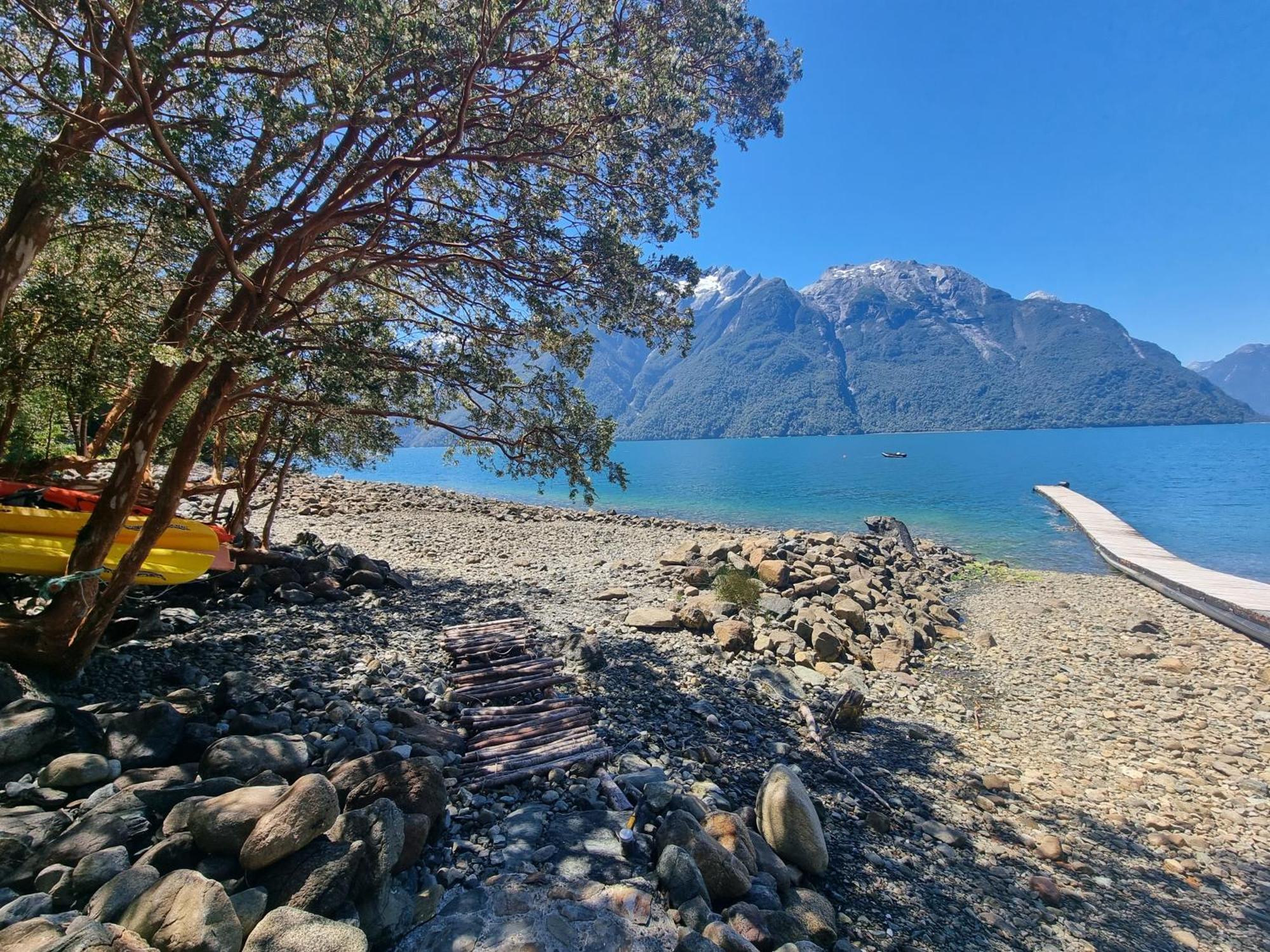 Termas Comau Casa de férias Estero Lago
